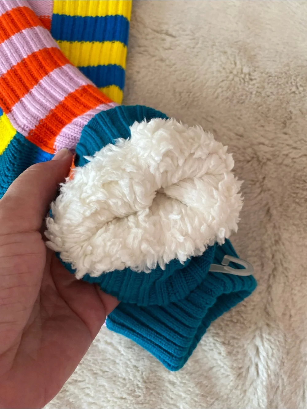 Verloop Super Stripe knit fluffy faux fleece lining house socks.